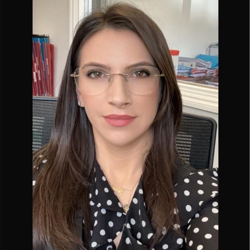 Elena Mechea - Senior Accountant at IAK Accountants
